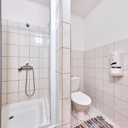 Kacenka-3 By Interhome Lägenhet Desná
